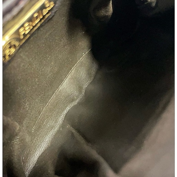 Fendi Vintage Crossbody Leather Bag - Picture 10 of 13